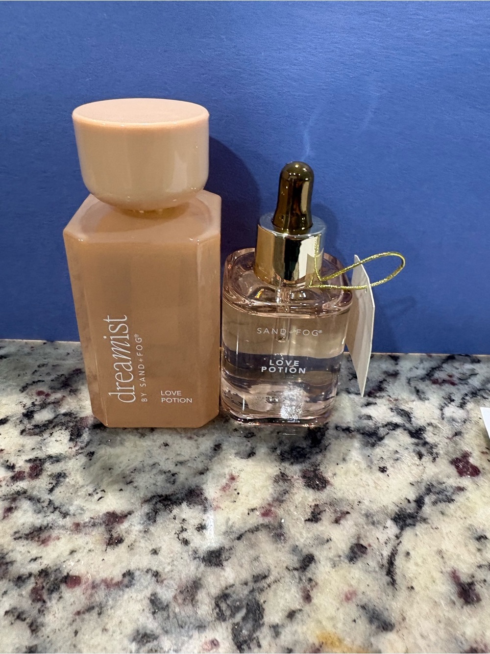 Dreamist Love Potion Liquid Highlighter & Serum - Nude Pink